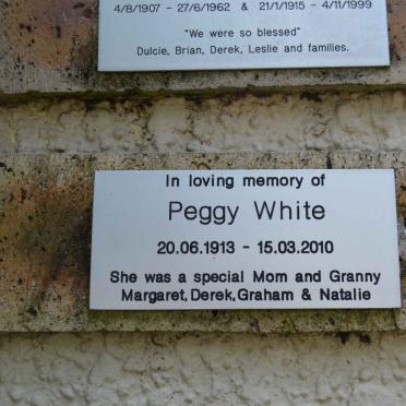 WHITE Peggy 1913-2010