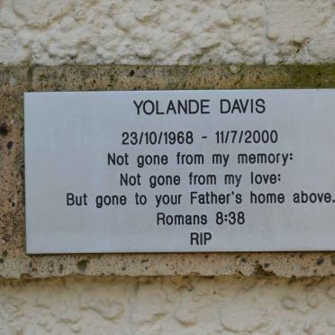 DAVIS Yolande 1968-2000