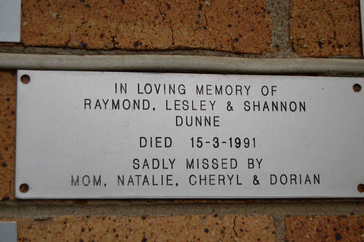 DUNNE Raymond -1991 :: DUNNE Lesley -1991 :: DUNNE Shannon -1991