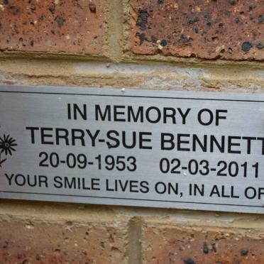 BENNETT Terry-Sue 1953-2011