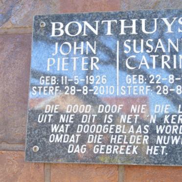 BONTHUYS John Pieter 1926-2010 &amp; Susanna Catrina 1930-2011
