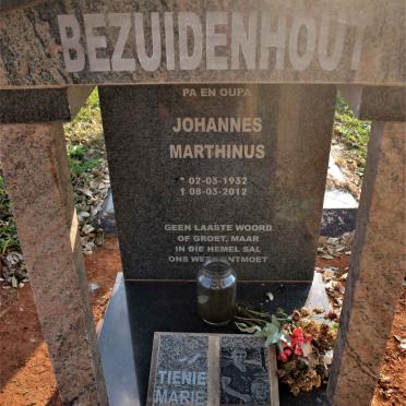 BEZUIDENHOUT Johannes Marthinus 1932-2012 &amp; Marie CLAASSEN 1936-2019