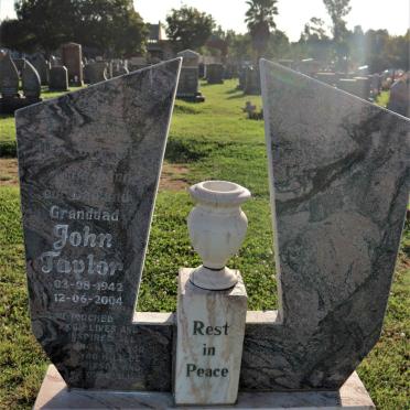 HEWITT John Taylor 1942-2004