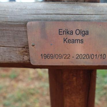 KEARNS Erika Olga 1969-2020