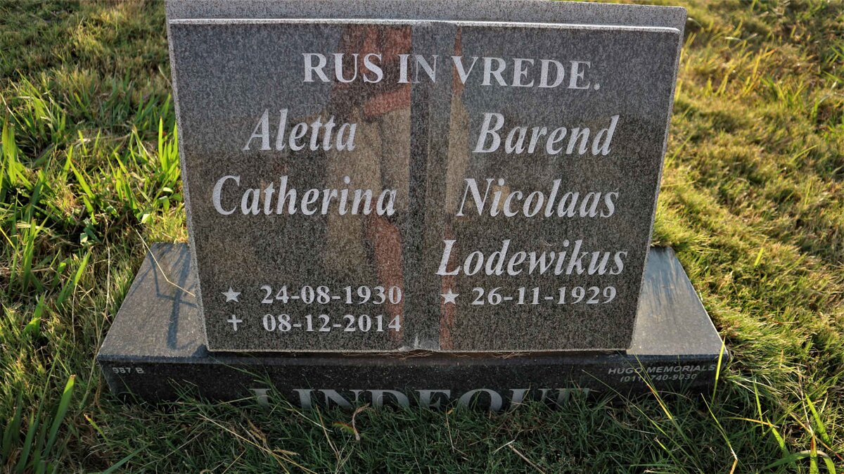 LINDEQUE Barend Nicolaas Lodewikus 1929- &amp; Aletta Catherina 1930-2014