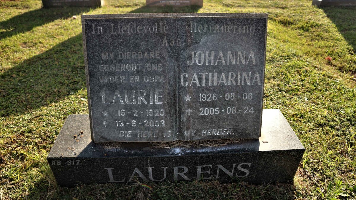 LAURENS Laurie 1920-2003 &amp; Johanna Catharina 1926-2005