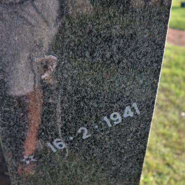 LINDEMANN James Athlone 1932-2006 &amp; Anna Elizabeth 1941-