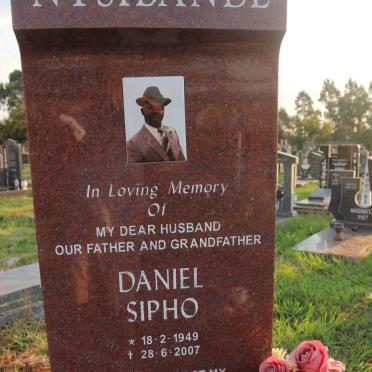 NTSIBANDE Daniel Sipho 1949-2007