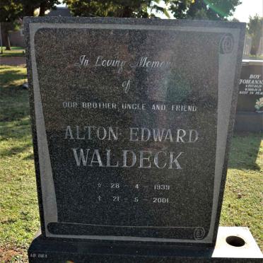 WALDECK Alton Edward 1939-2001