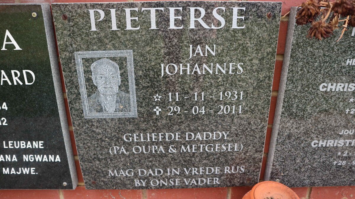 PIETERSE Jan Johannes 1931-2011
