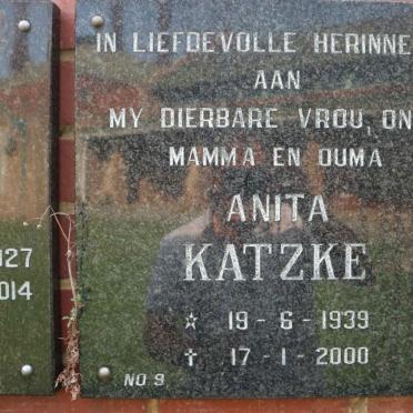 KATSKE Anita 1939-2000
