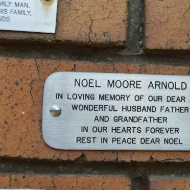ARNOLD Noel Moore