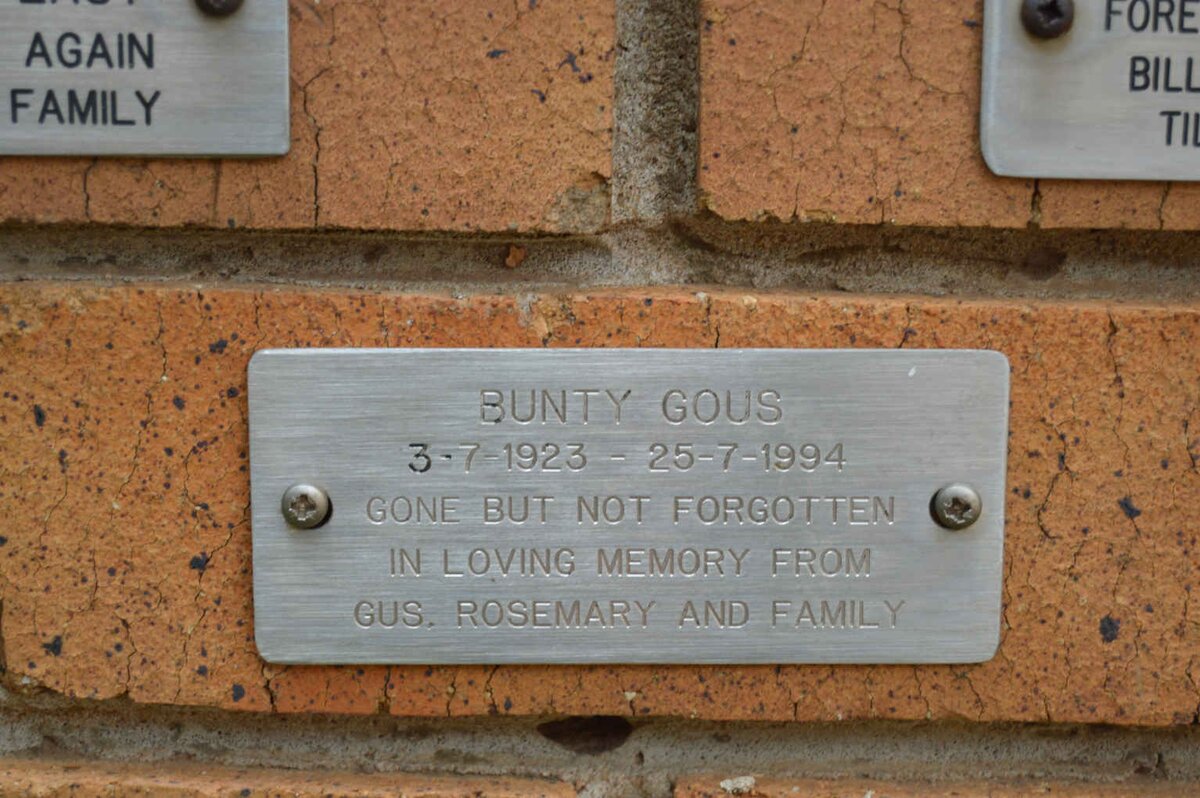 GOUS Bunty 1923-1994