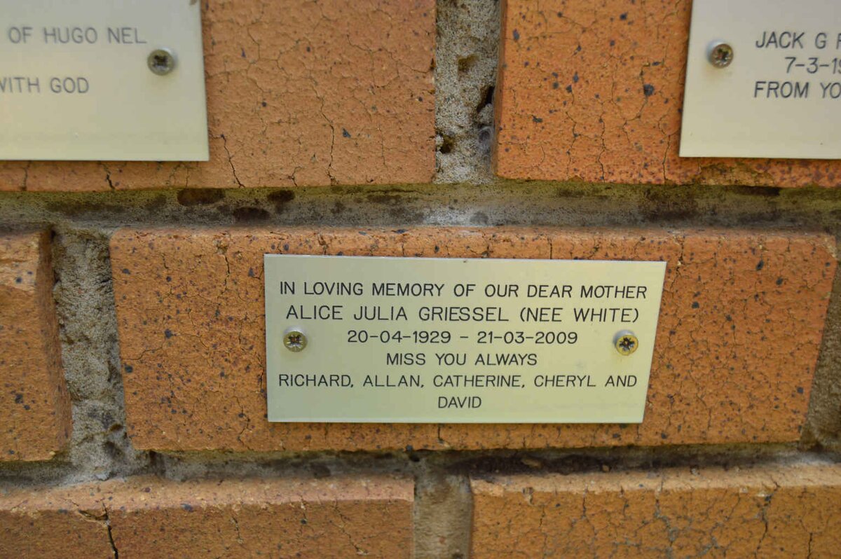 GRIESSEL Alice Julia nee WHITE 1929-2009