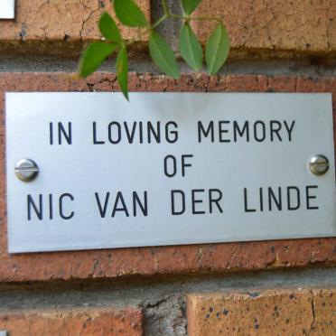 LINDE Nic, van der