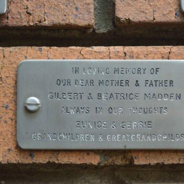 MADDEN Gilbert &amp; Beatrice