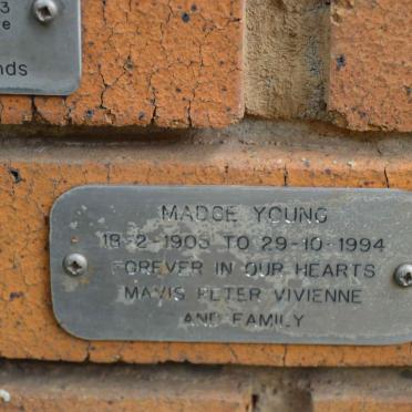 YOUNG Madge 1905-1994