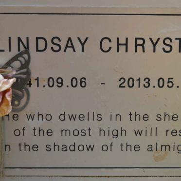 CHRYSTAL Lindsay 1941-2013