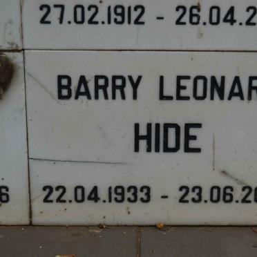 HIDE Barry Leonard 1933-2006
