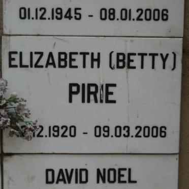 PIRIE Elizabeth 1920-2006