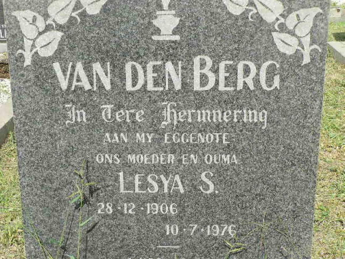 BERG Lesya S., van den 1906-1976