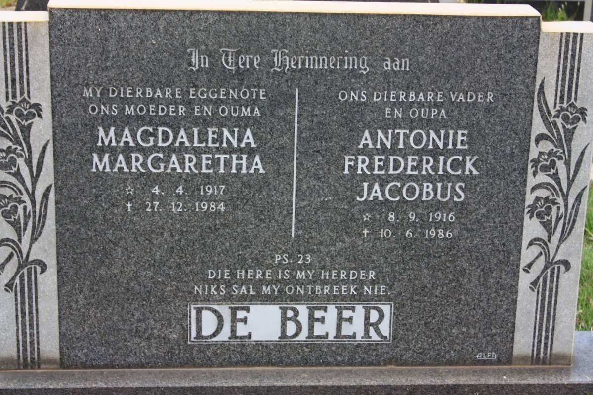 BEER Antonie Frederick Jacobus, de 1916-1986 &amp; Magdalena Margaretha 1917-1984