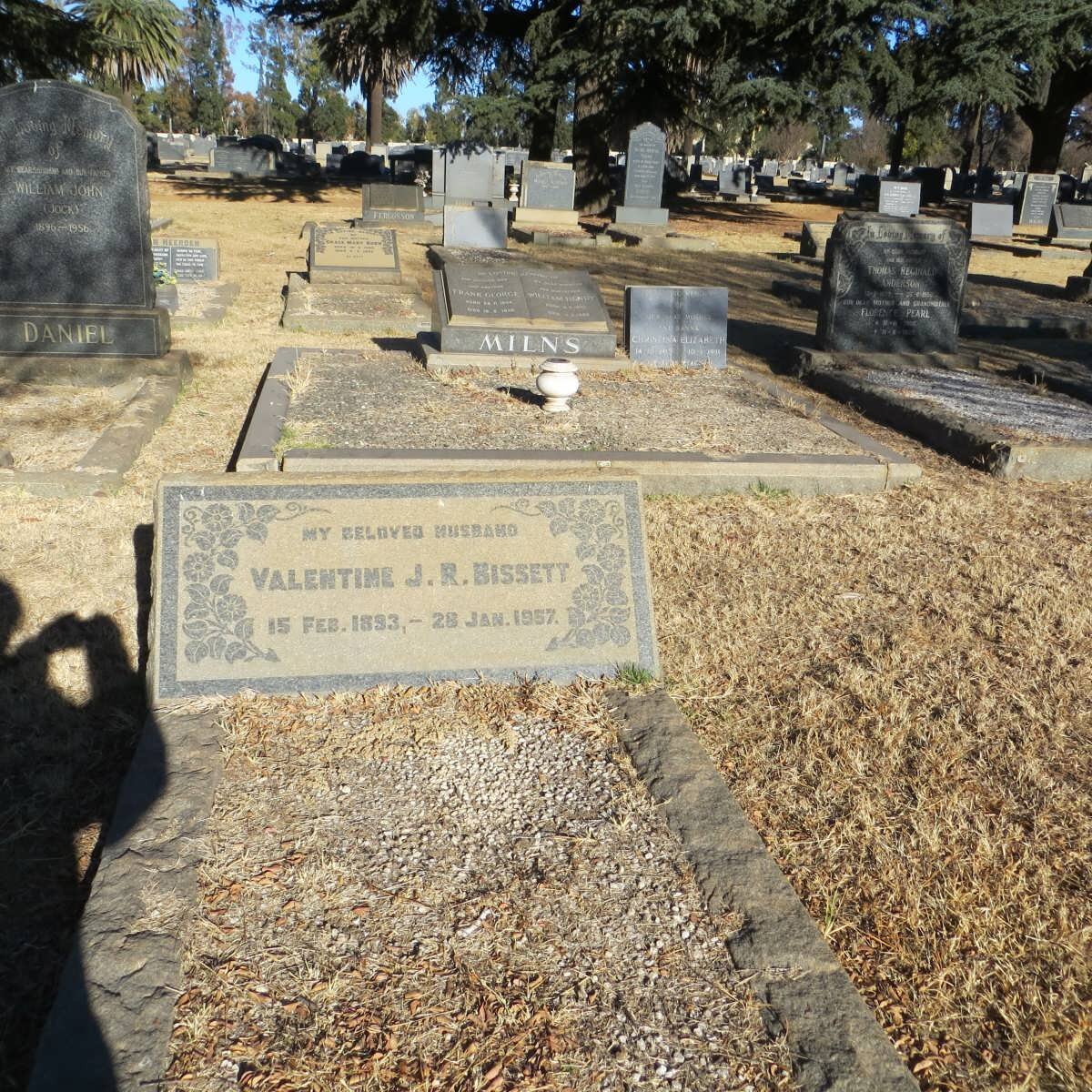 BISSETT Valentime J.R. 1893-1957