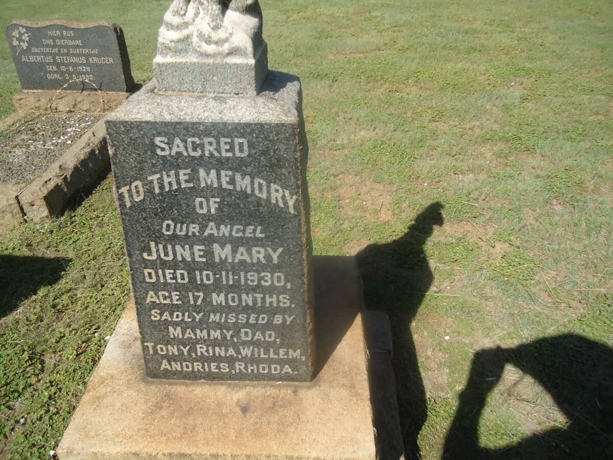 BOONZAAIER June Mary -1930