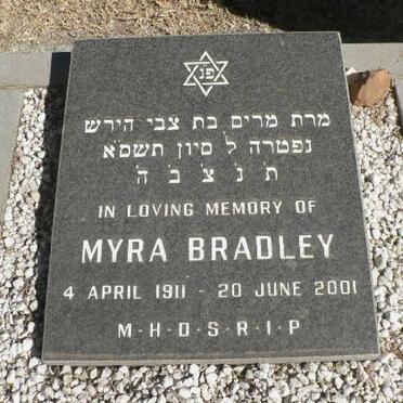 BRADLEY Myra 1911-2001