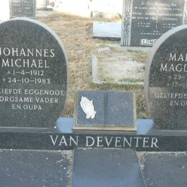 DEVENTER Johannes Michael, van 1912-1983 &amp; Martha Magdeline 1918-1984