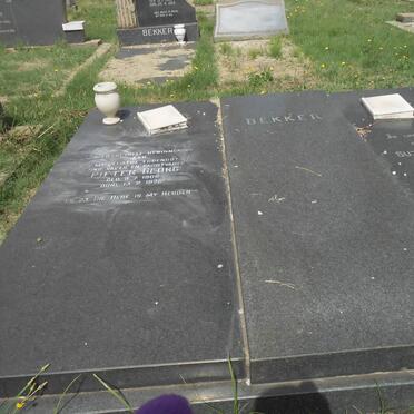 DEKKER Pieter Georg 1906-1975 &amp; Suzanna Francina 1908-1985