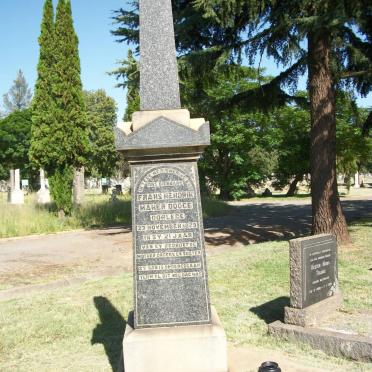 DOOGE Adriaan -1928 &amp; Catharina Johanna MAHER 1882-1979 :: DOOGE Frans Hendrik Maher -1929