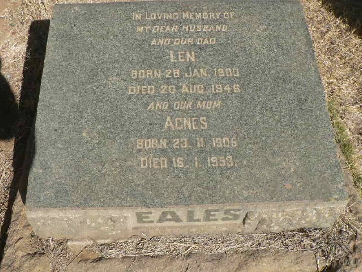 EALES Len 1900-1946 &amp; Agnes 1905-1953