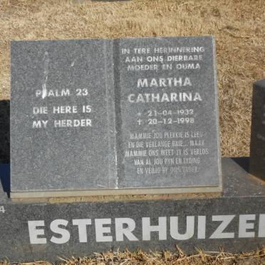 ESTERHUIZEN Martha Catharina 1932-1998