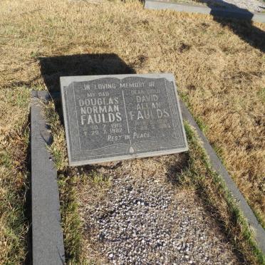 FAULDS Douglas Norman 1915-1982 :: FAULDS David Allan 1951-1985