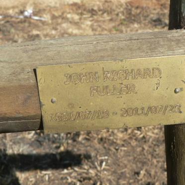 FULLER John Richard 1931-2011