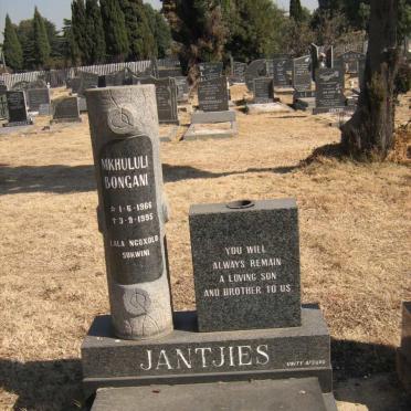 JANTJIES Mkululi Bongani 1966-1995