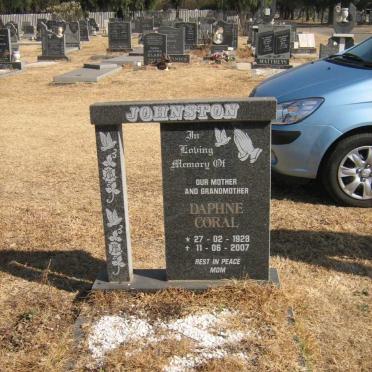 JOHNSTON Daphne Coral 1928-2007