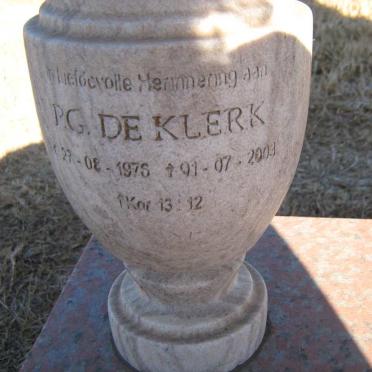 KLERK P.G., de 1976-2003