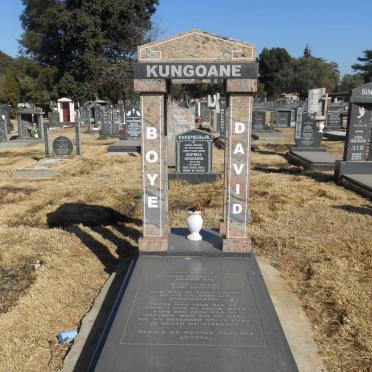 KUNGOANE Boye David 1931-2004