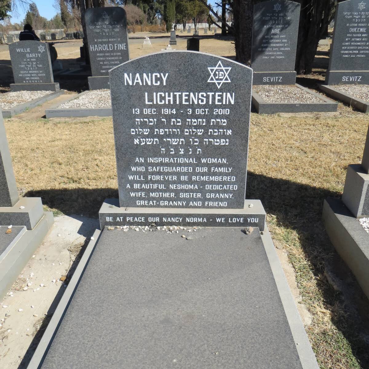 LICHTENSTEIN Nancy -2010