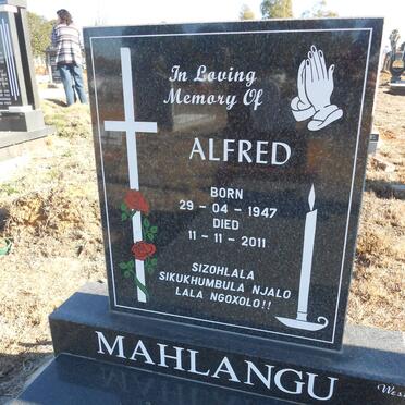 MAHLANGU Alfred 1947-2011