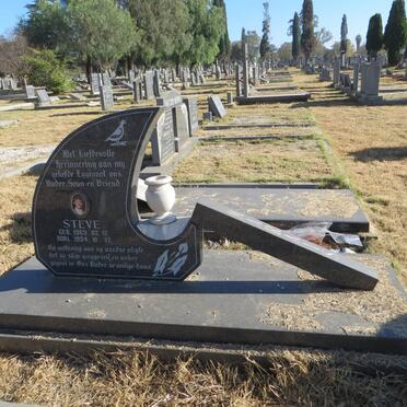 MARAIS Steve 1969-1994