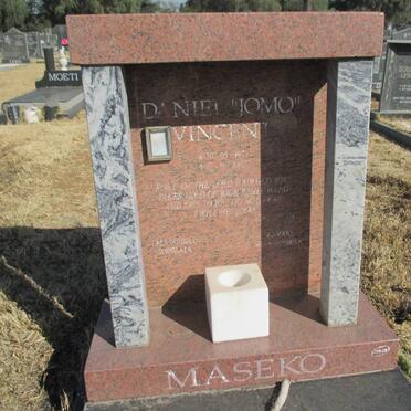 MASEKO Daniel Vincent 197?-2002