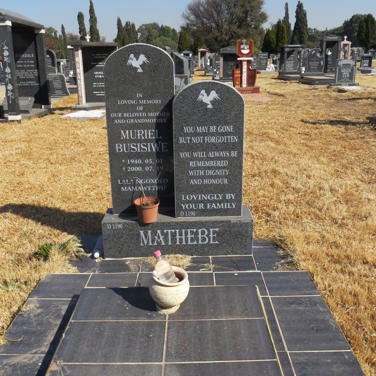 MATHEBE Muriel Busisiwe 1940-2000