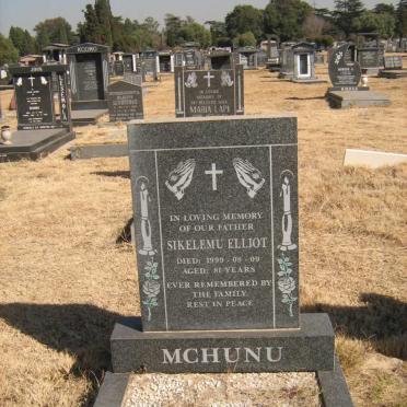 MCHUNU Sikelemu Elliot -1999
