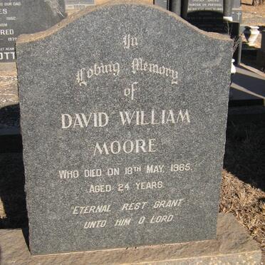 MOORE David William -1965