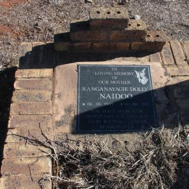 NAIDOO Ranganayagie Dolly 1949-20??