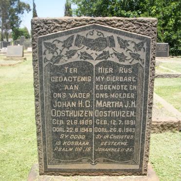 OOSTHUIZEN Johan H.C. 1889-1946 &amp; Martha J.H. 1891-1943