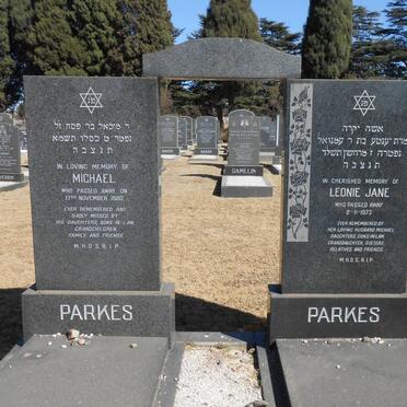 PARKES Michael -1980 &amp; Leonie Jane -1973